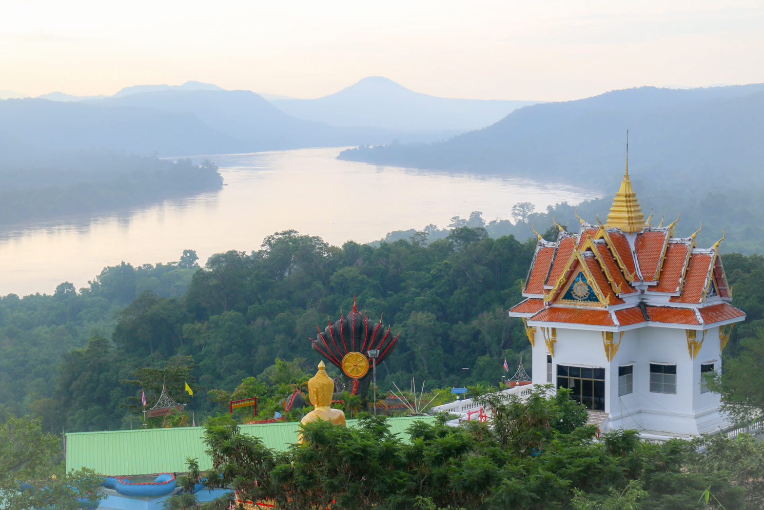 ภูมิประเทศผานางคอย